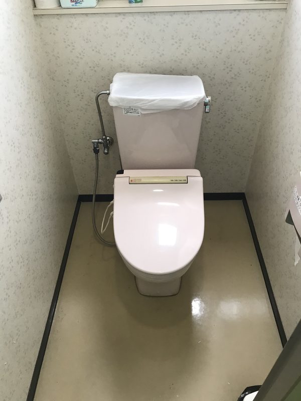 新潟市中央区でトイレ取り替え工事を行いました。サムネイル